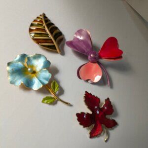 1960s Enameled Flowers Brooches Lot Rare and Impressive Blue with Pearl Flower*